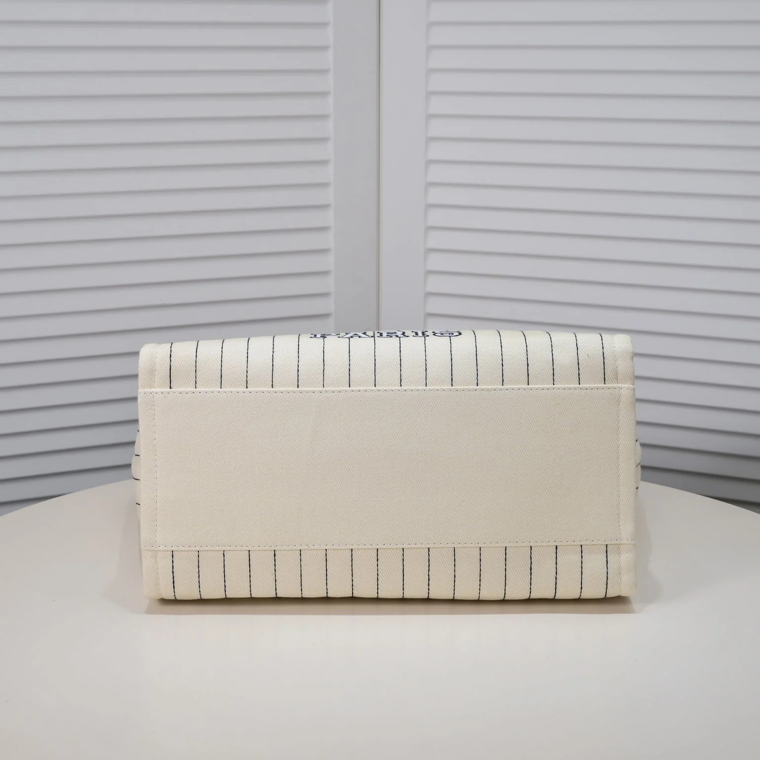 Chanel new beach bag denim bag White with little wallet size: 48*38*30*14cm - LITELUX