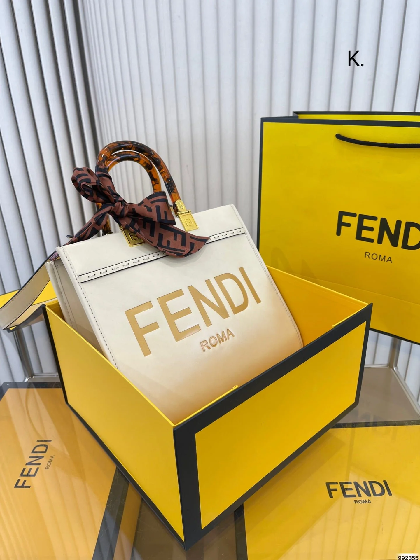 FENDI Tote bag Black/Brown/White Size: 25*22cm - LITELUX