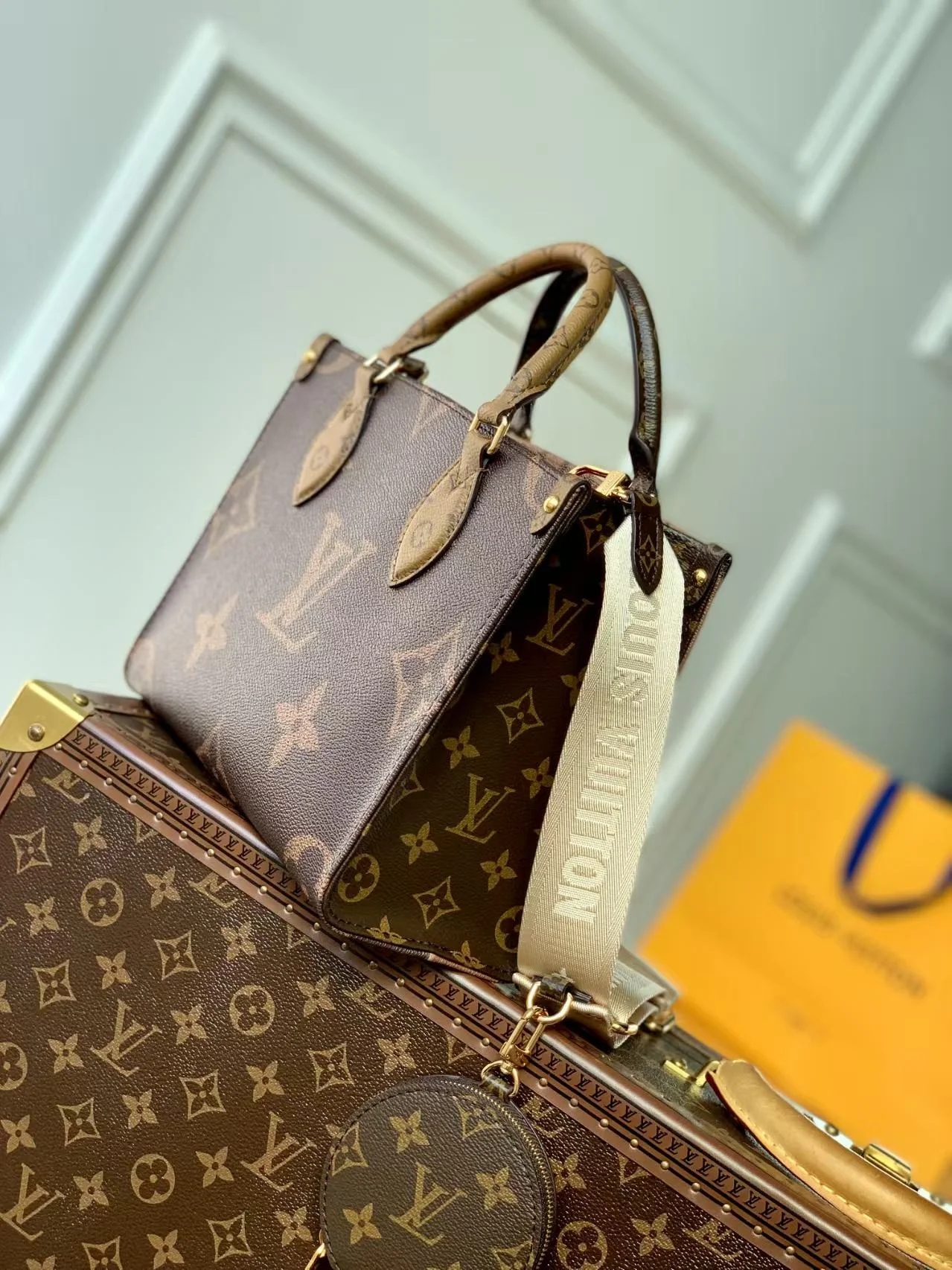 2025 Louis vuitton OnTheGo - LITELUX