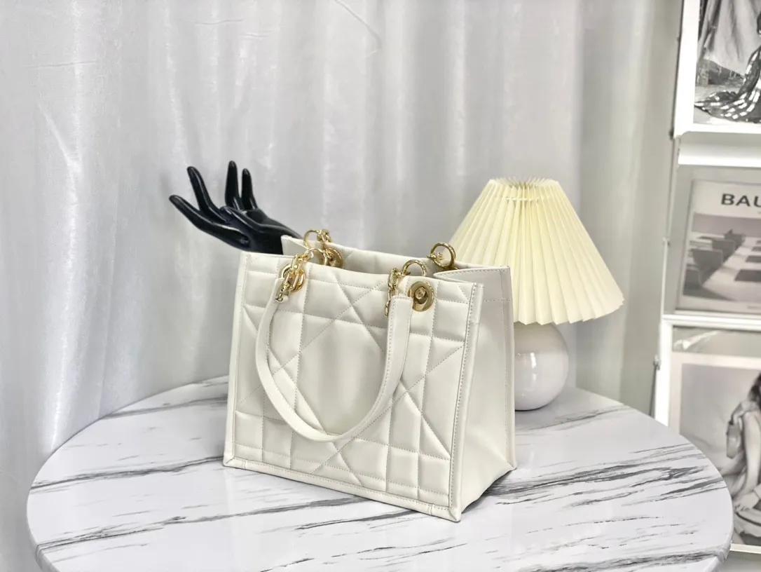 Dior Bag  – 123164237 - LITELUX