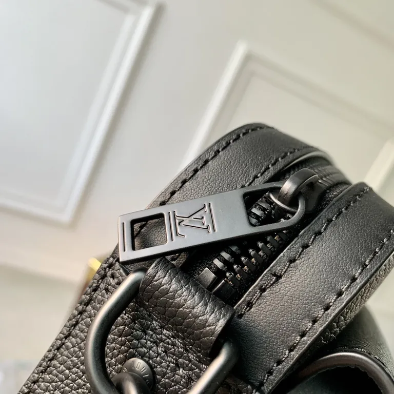 Louis Vuitton bag - LITELUX