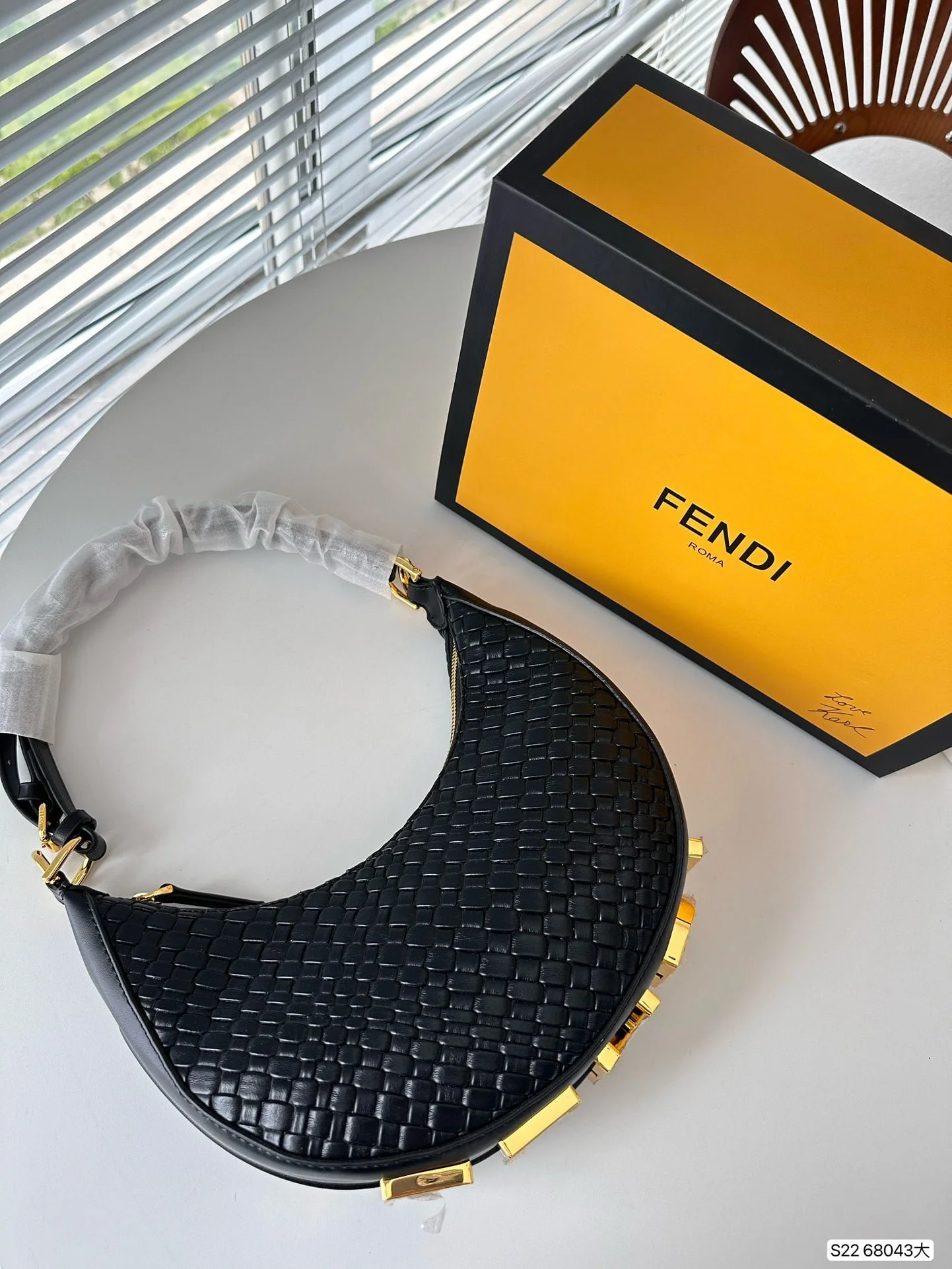 FENDI Woven half moon bag underarm bag 68043 68059 Size: 24*13cm/19*10cm - LITELUX