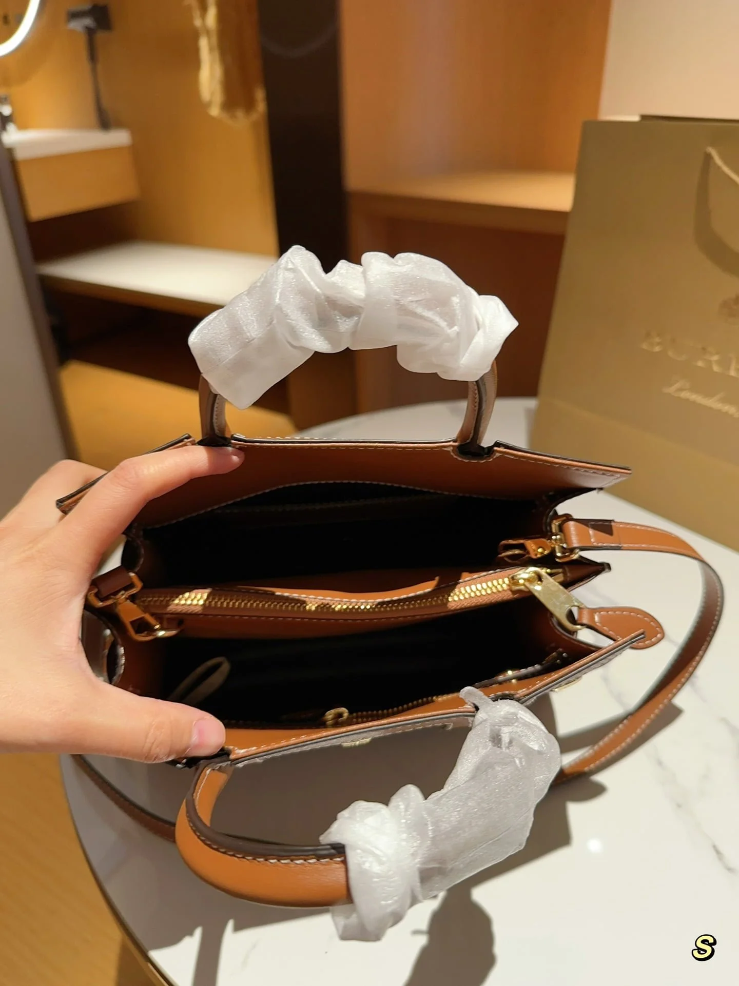 Burberry title Hand-held crossbody tote bag size: 26cm - LITELUX