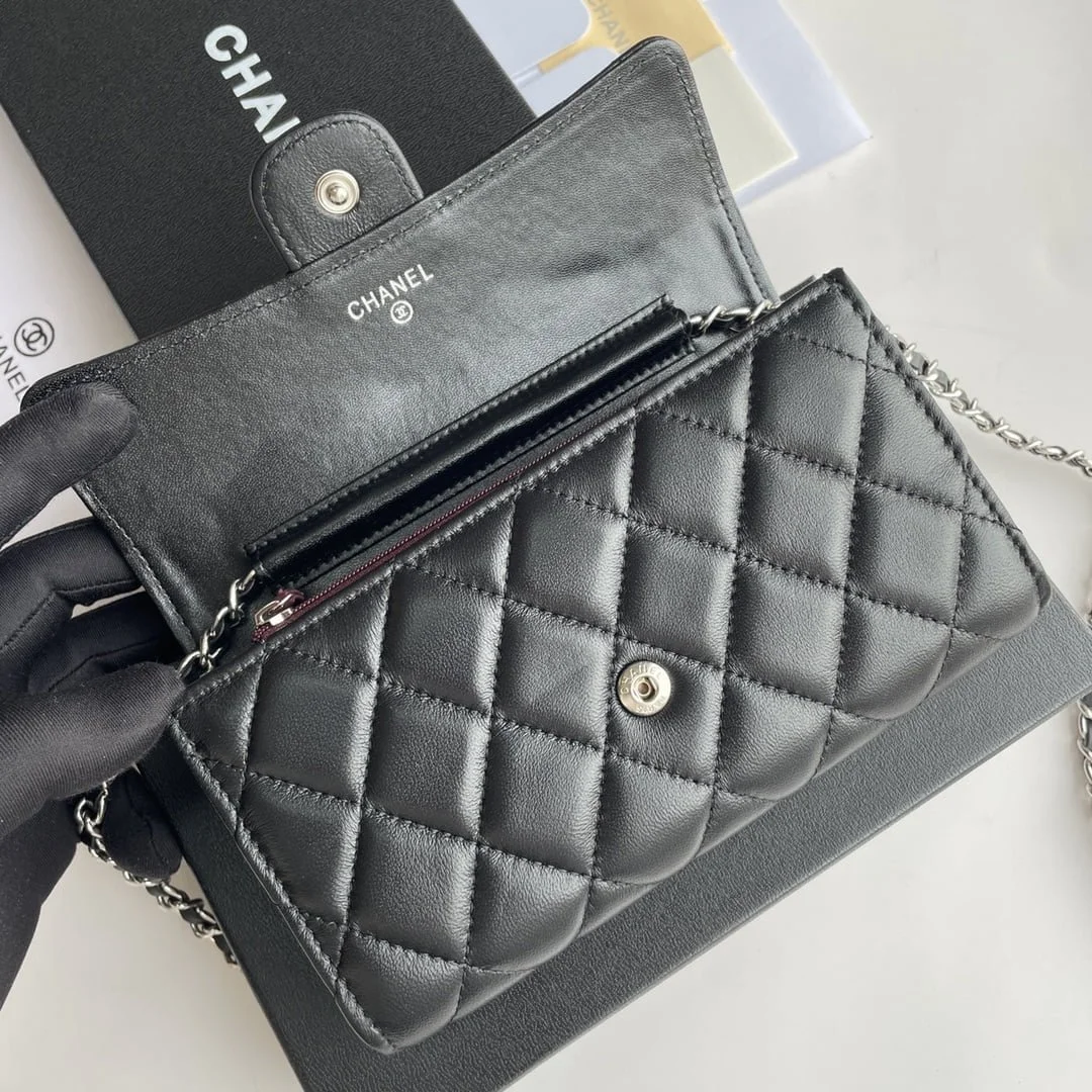 Chanel chain crossbody bag Cowhide with diamond lattice sliver hardware black A50076 size: 18*10.5*3.5cm - LITELUX