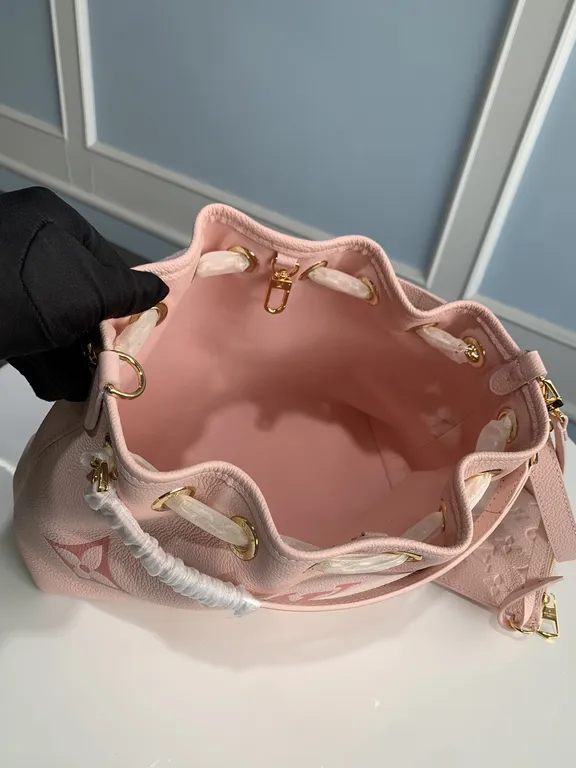 Louis Vuitton bag - LITELUX