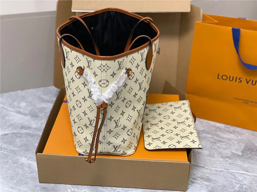 Louis Vuitton Bag - LITELUX