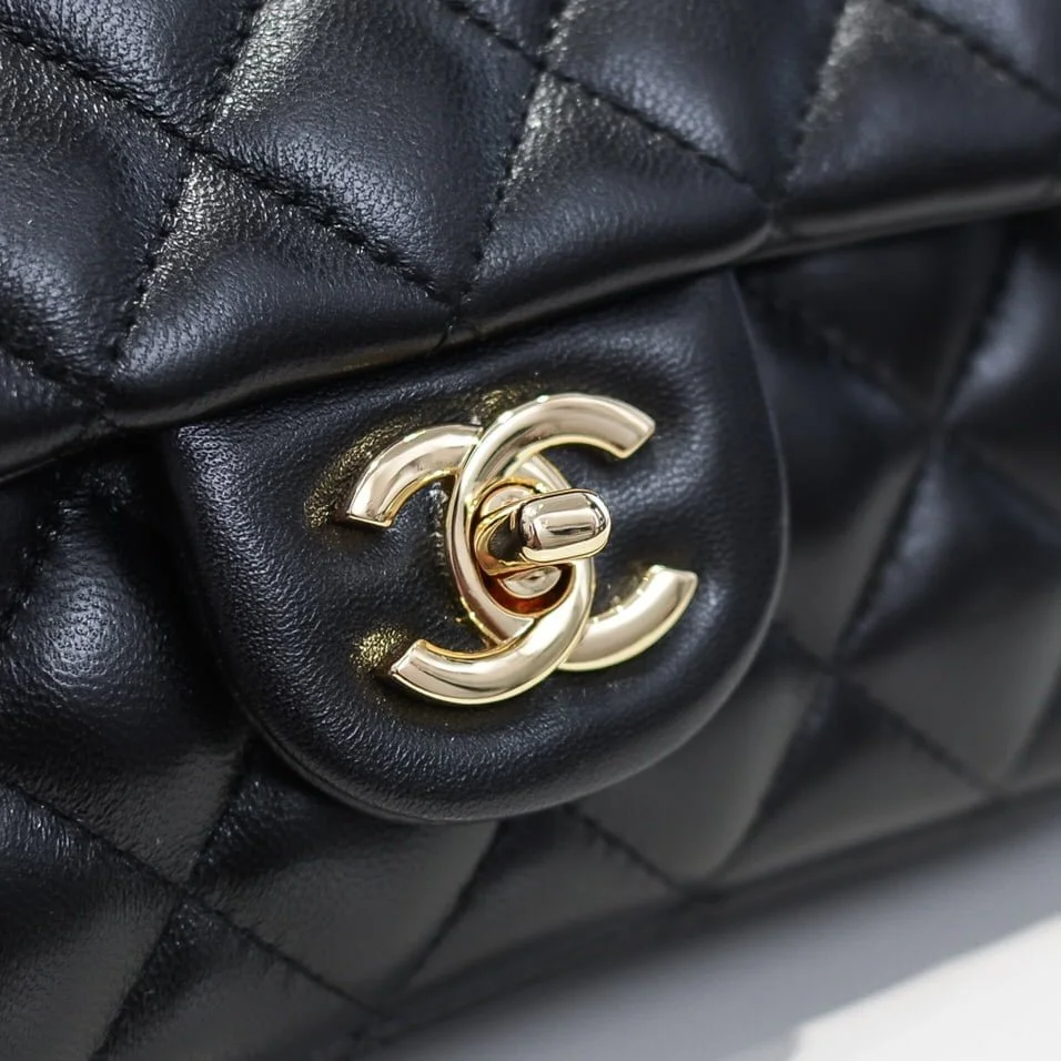 Chanel Lamb skin chain crossbody bag with gold hardware 1116 SIZE: 20*14*7cm/25.5*16*6.5cm/30*18*8cm - LITELUX