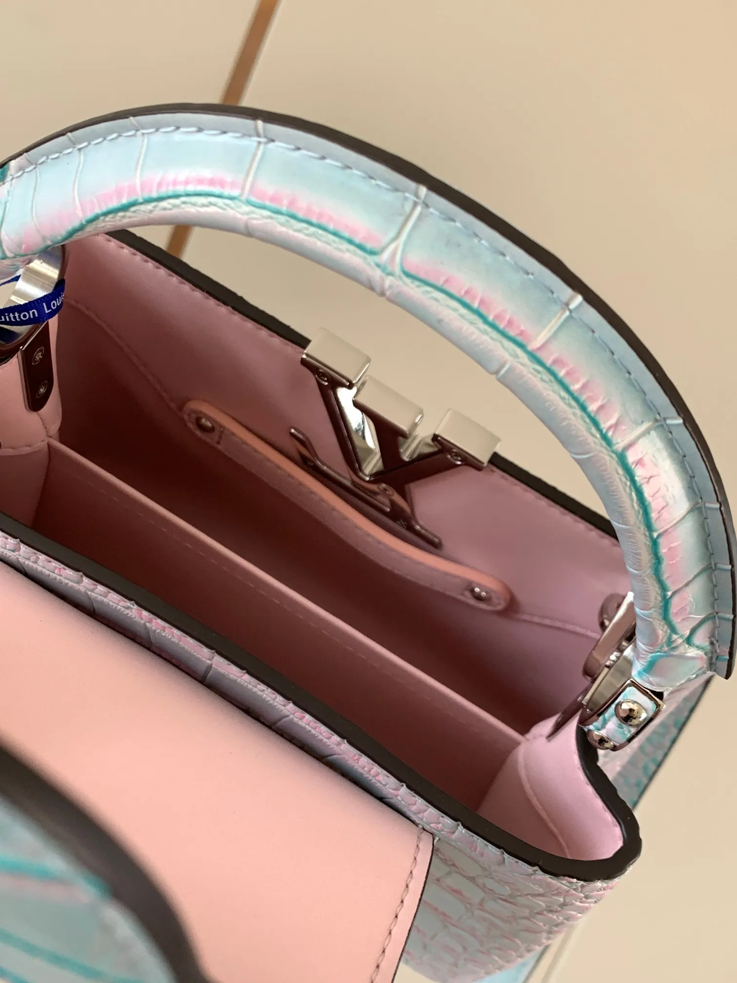 Louis Vuitton bag - LITELUX