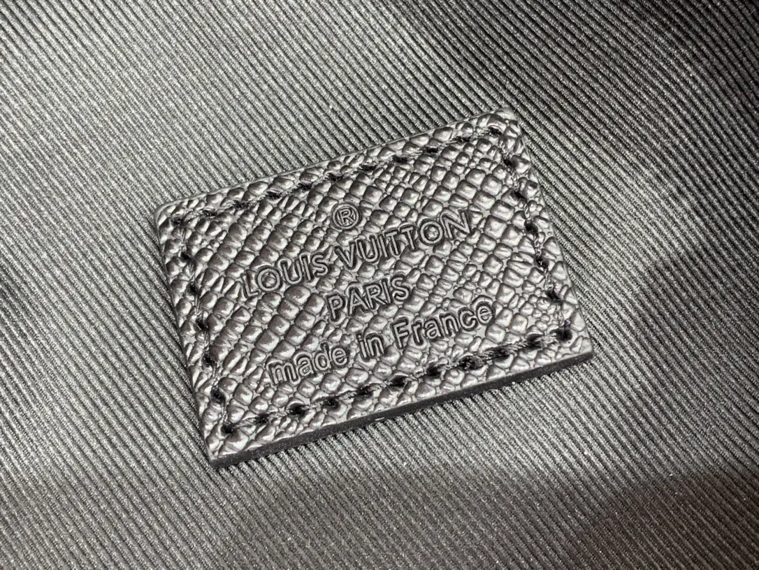 Louis Vuitton bag - LITELUX