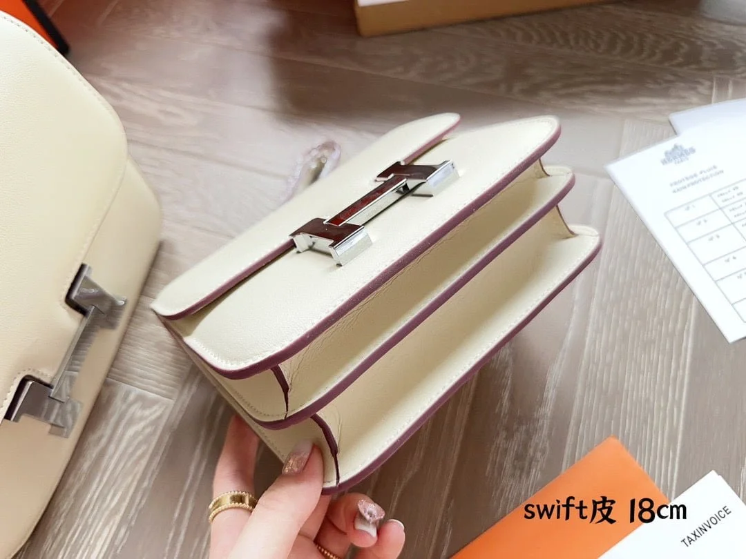 Hermès Constance Swift cowhide leather white size: 23cm/18cm - LITELUX