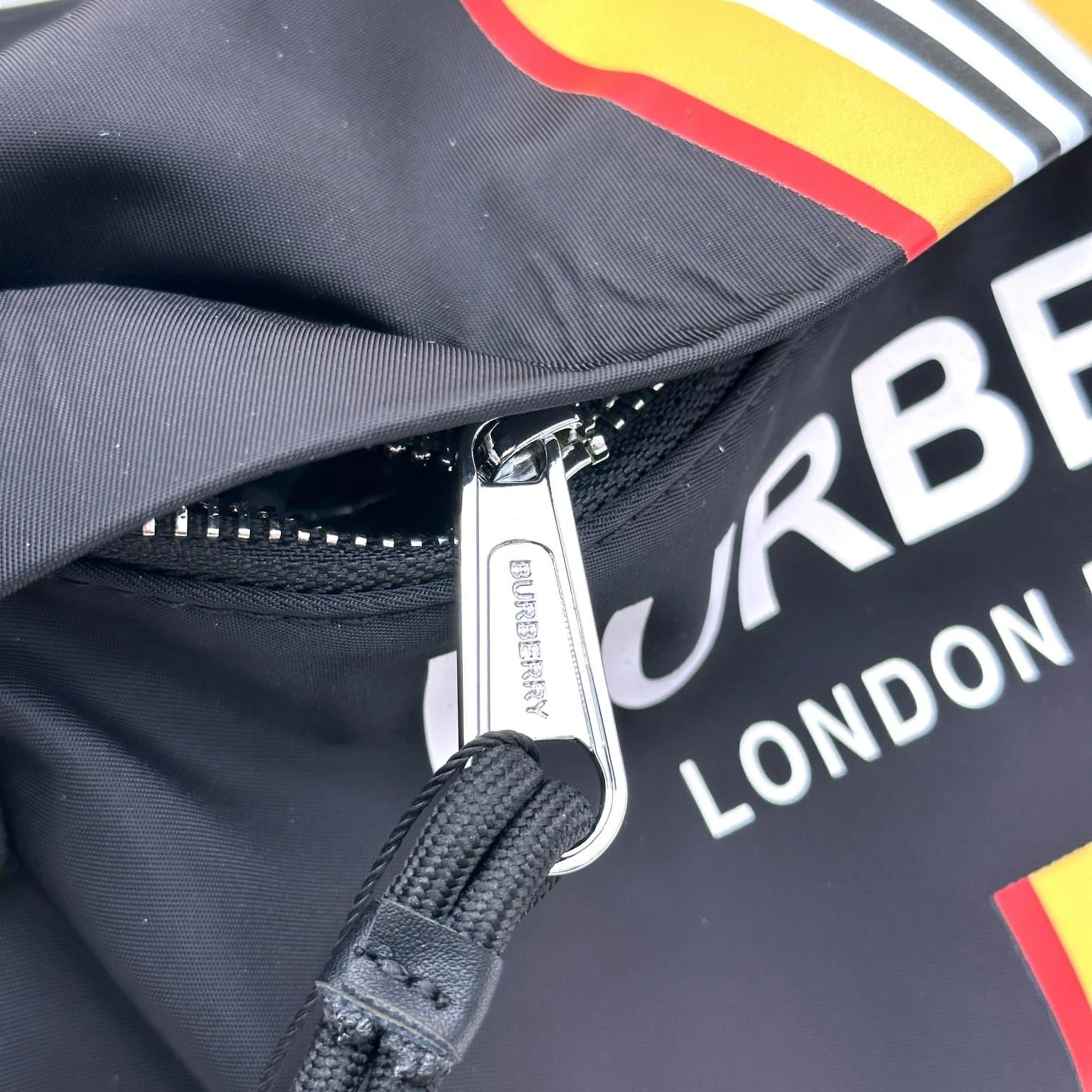 Burberry canvas Chest pack bag size: 16*30cm - LITELUX
