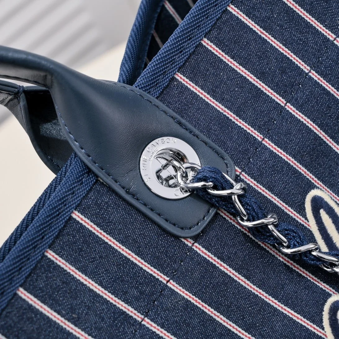 Chanel new beach bag denim bag navy blue 67178-7size: 48*38*30*14cm - LITELUX