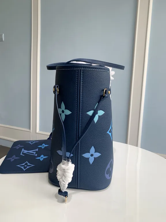 Louis Vuitton bag - LITELUX