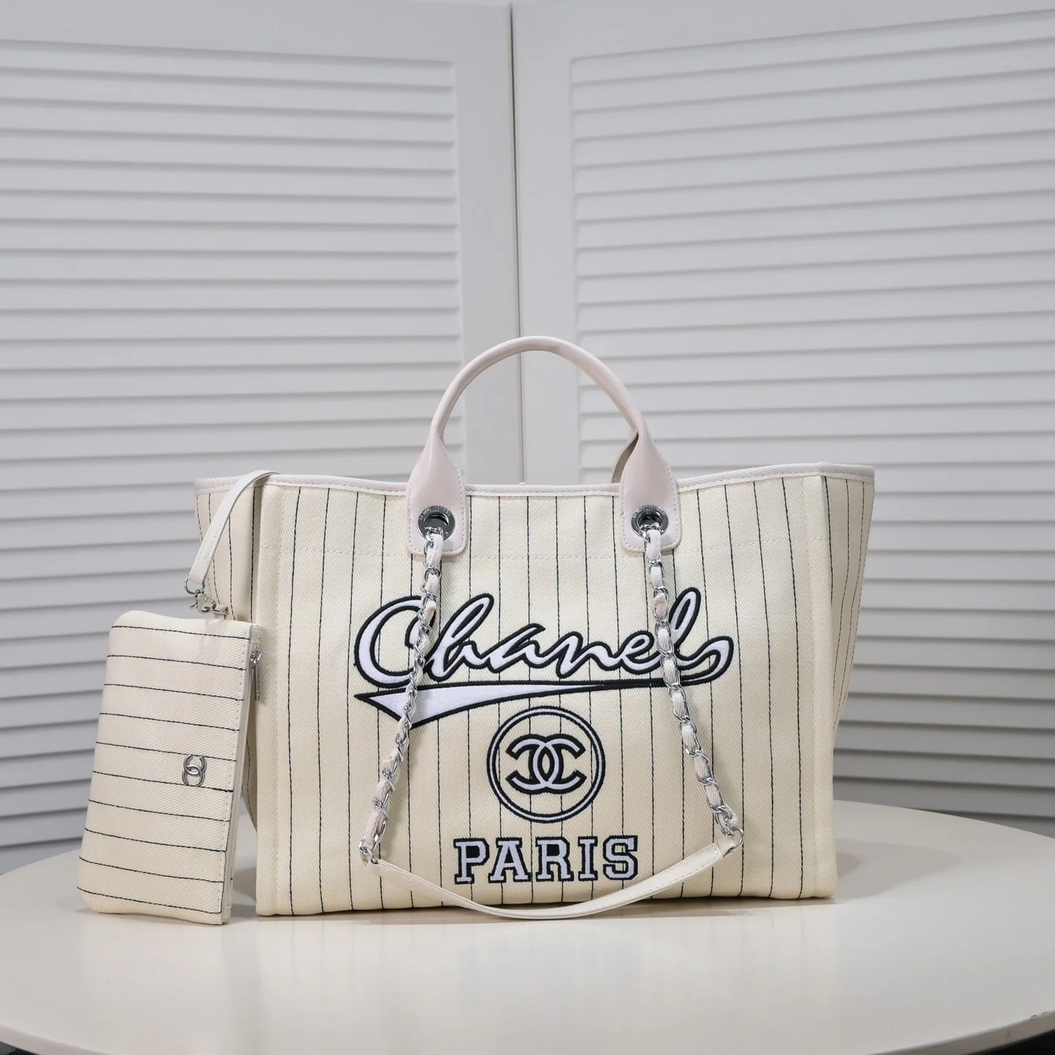 Chanel new beach bag denim bag White with little wallet size: 48*38*30*14cm - LITELUX