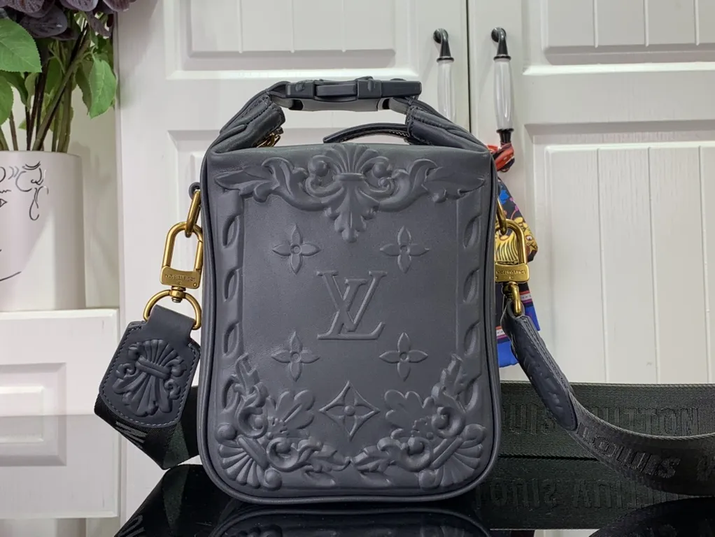 Louis Vuitton bag - LITELUX