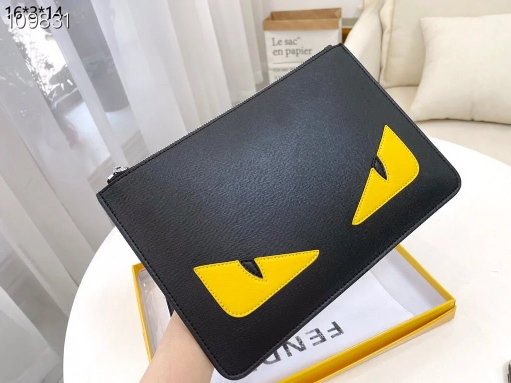 FENDI Large capacity Handbag Size: 29.5x20x1cm - LITELUX