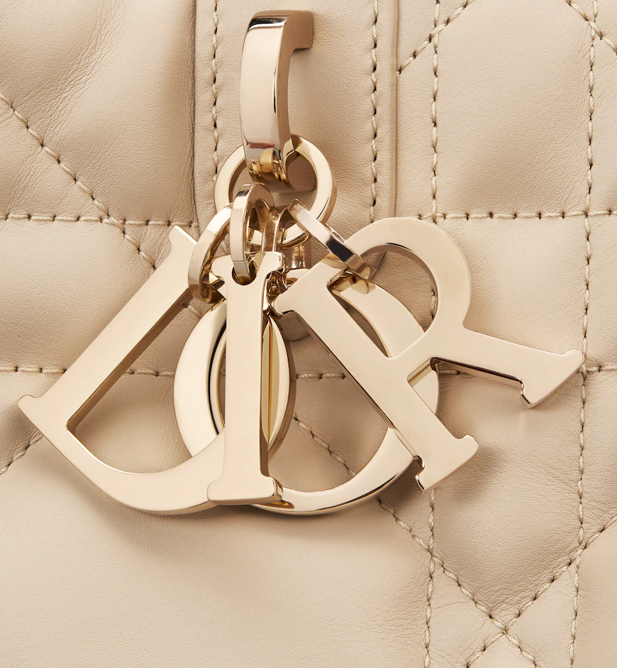 DIOR / LARGE DIOR TOUJOURS BAG Powder Beige Macrocannage Calfskin M2820OSHJ_M51U - LITELUX