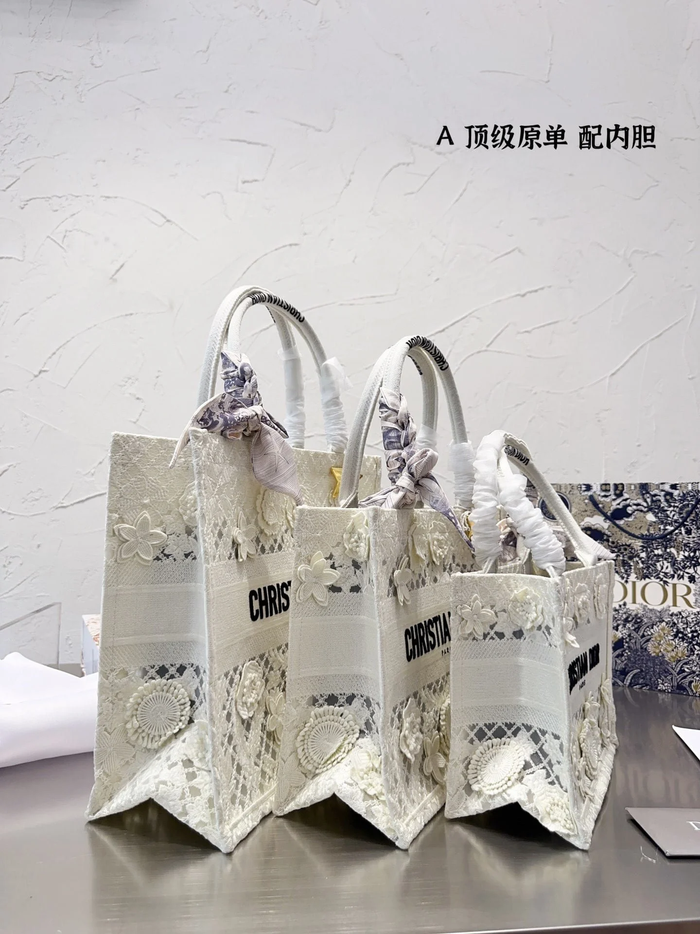 Dior 3D follower Embossed original cloth book tote bag white size: 42cm /36cm /26cm - LITELUX