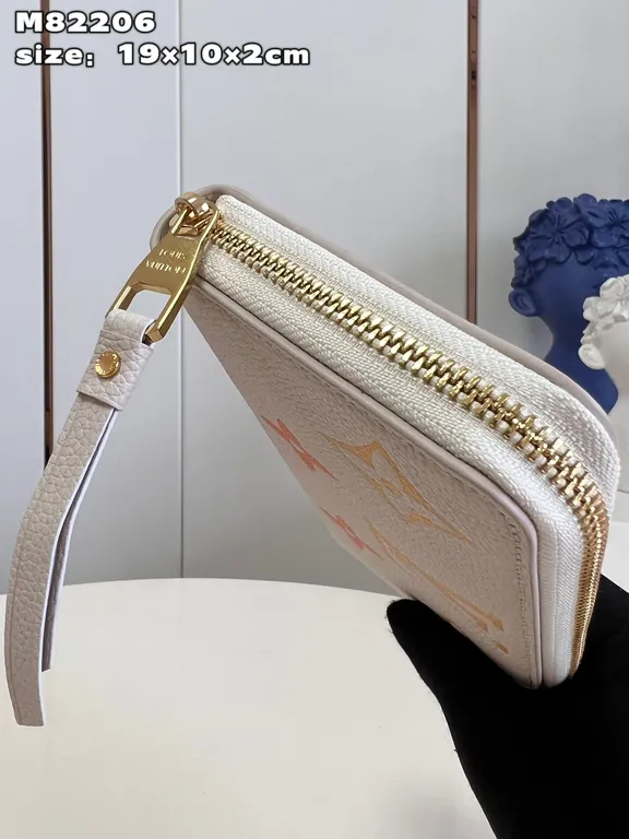 Louis Vuitton bag - LITELUX