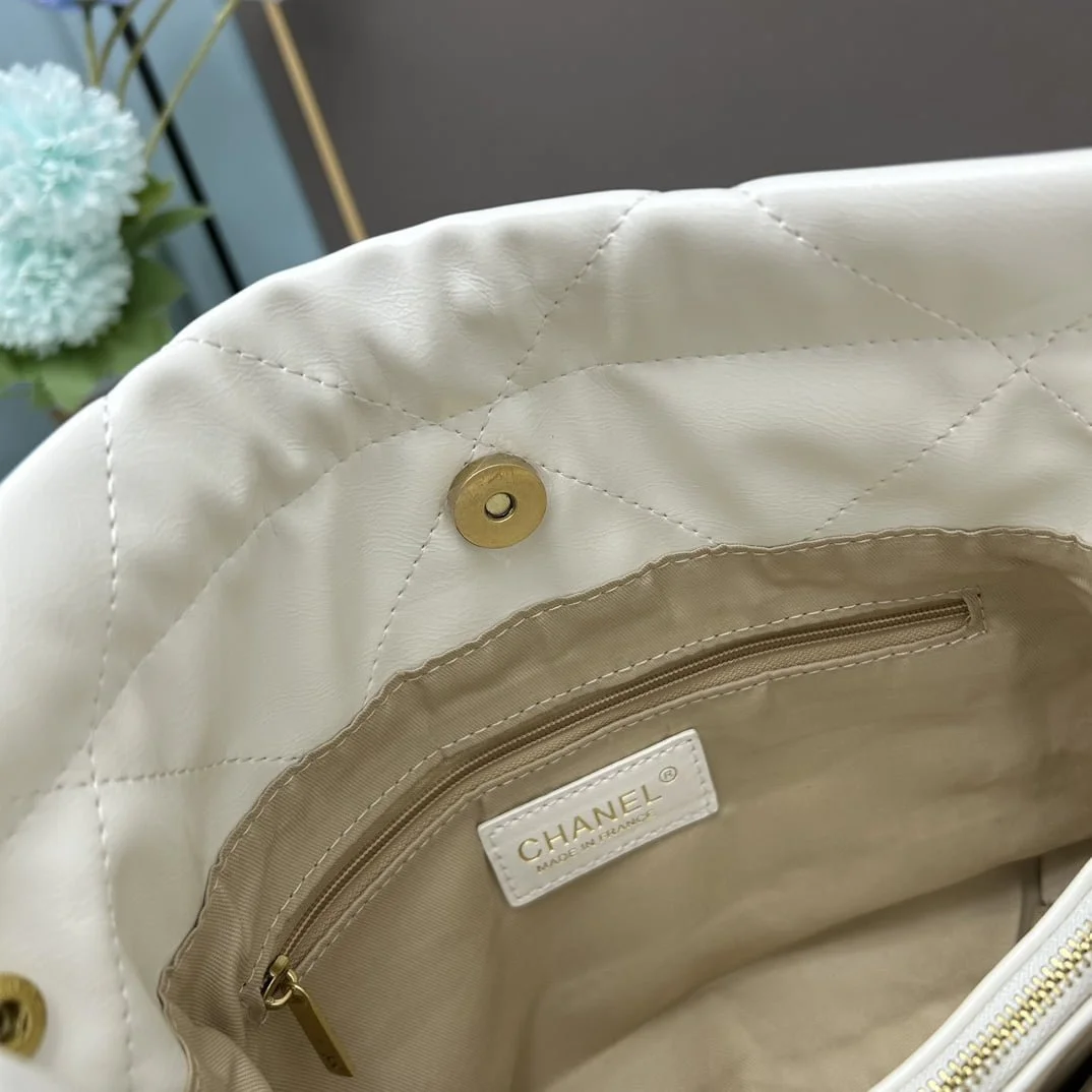 CHANEL Pearl garbage bag white size: 23*28*22*7cm - LITELUX