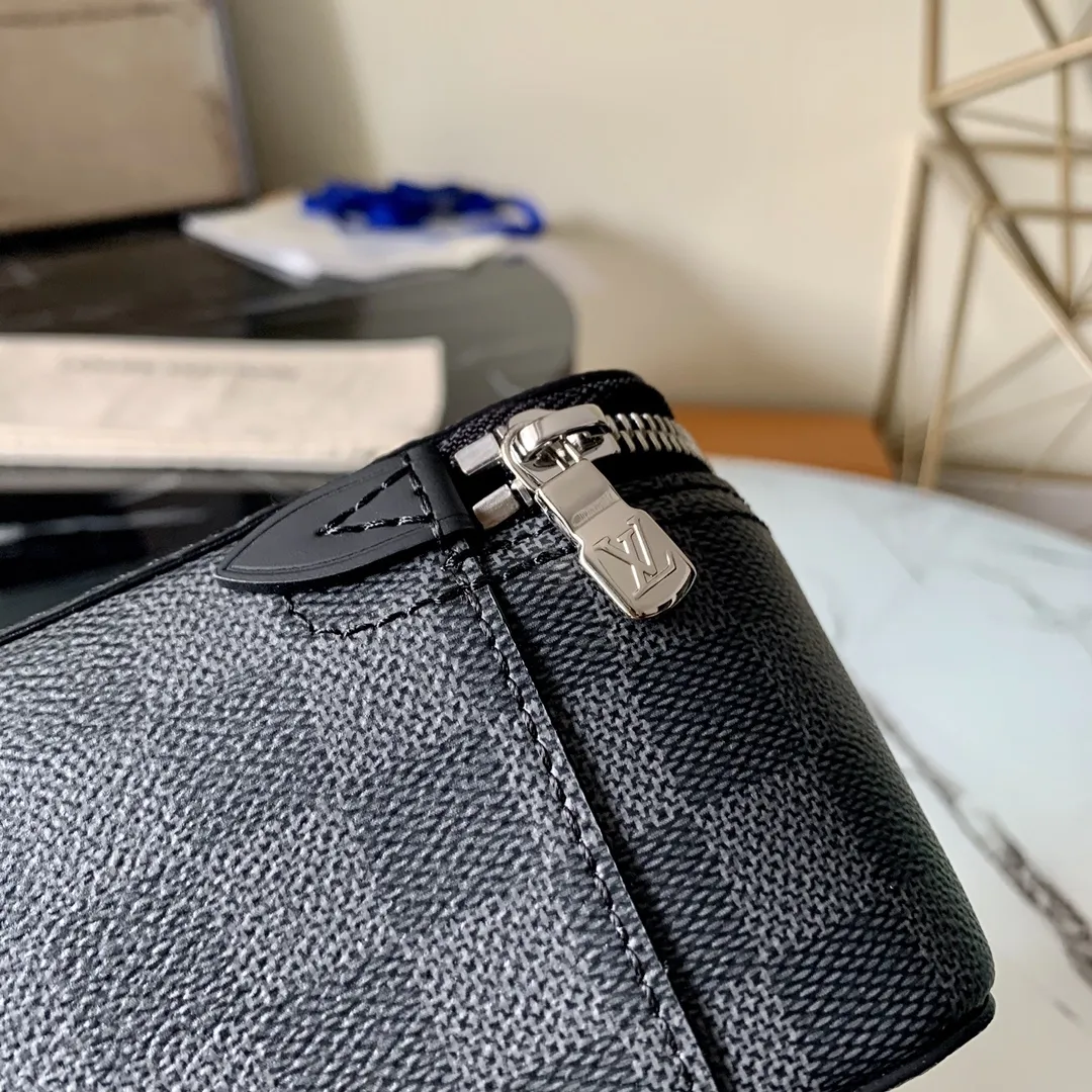 Louis Vuitton bag - LITELUX