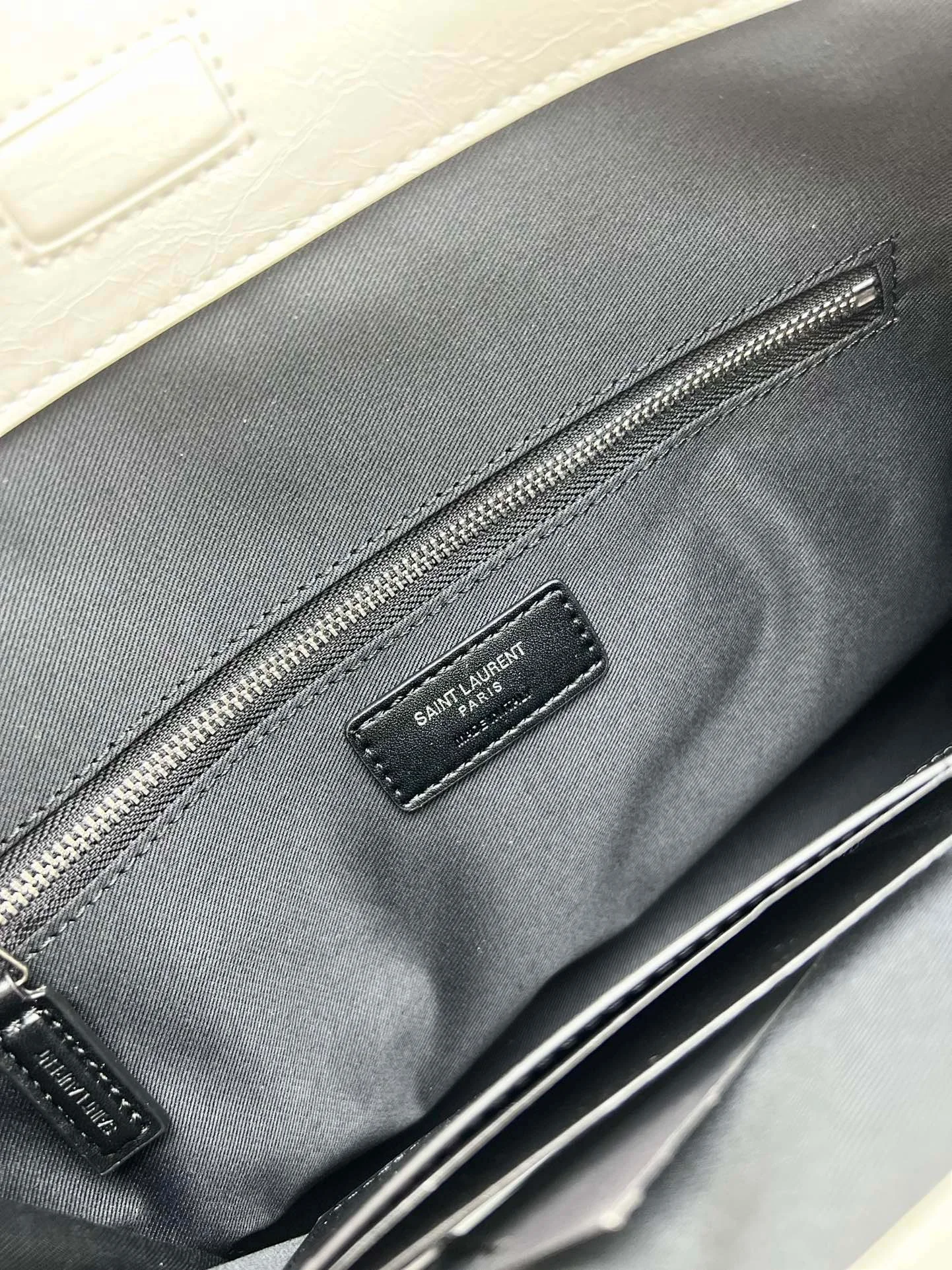 YSL NIKI Wrinkled retro oil wax skin Shoulder and backbody tote bag white 577999 size: 33*27*11.5 cm - LITELUX