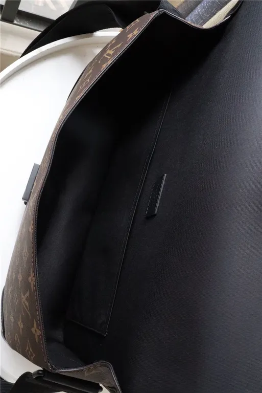 Louis Vuitton Bag - LITELUX