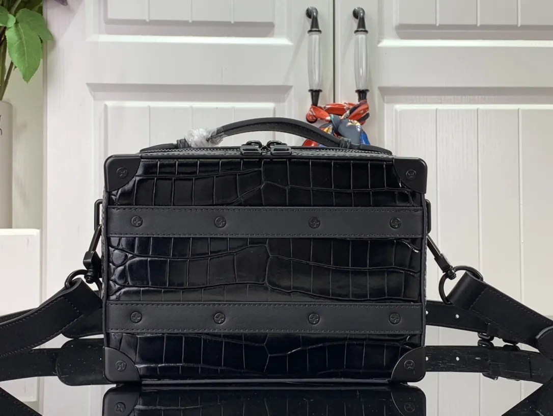 Louis Vuitton bag - LITELUX