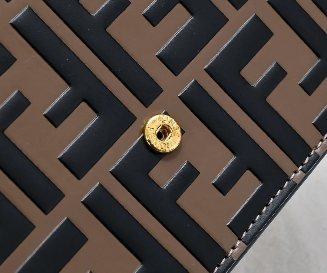 FENDI Mini clamshell chain handbag size:20*6*13cm - LITELUX