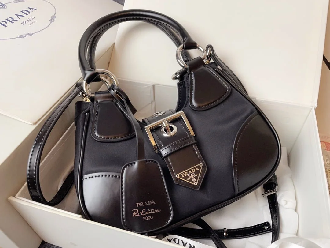 Prada Nylon and leather splice Underarm bag black 1BA381 size: 22.5cm - LITELUX