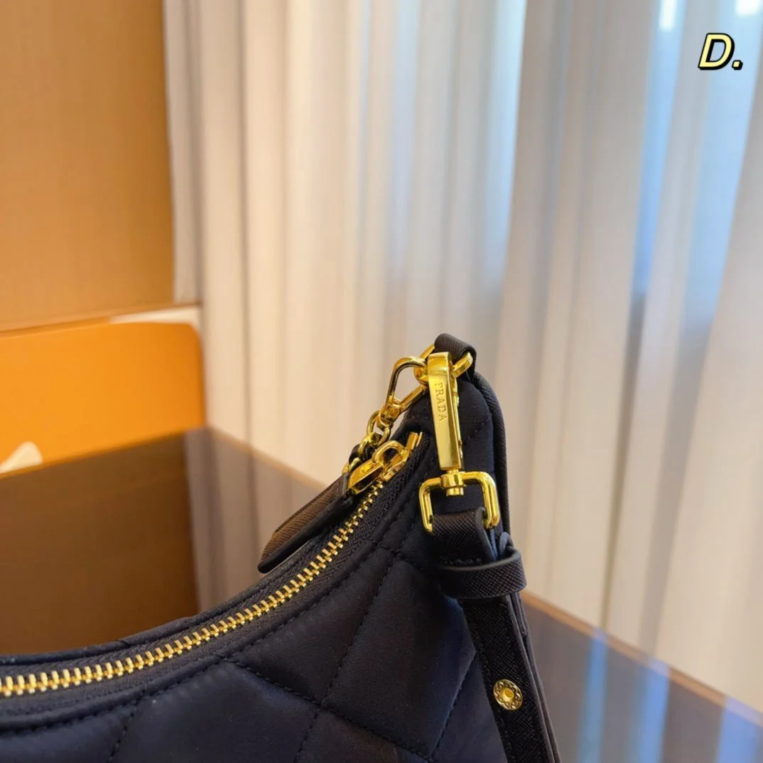 Prada Underarm handbag size: 21*6*17cm - LITELUX