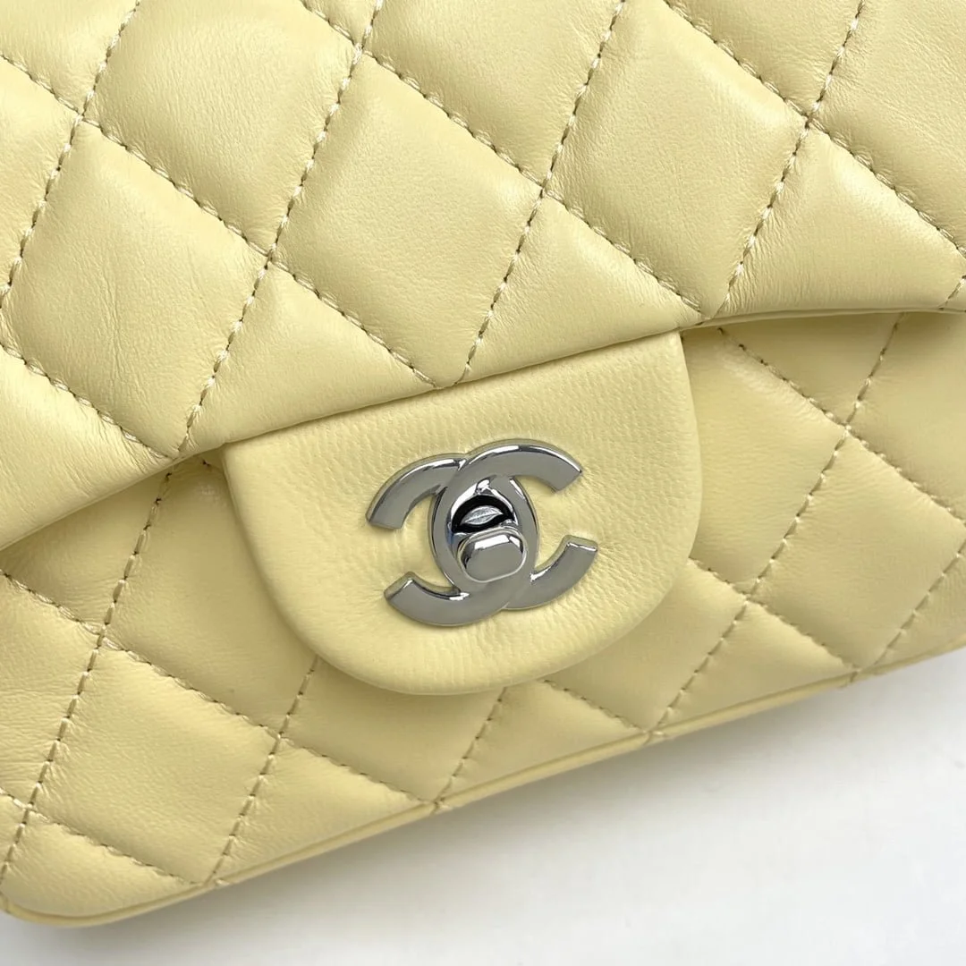 Chanel cf Square Fat 1115 sheepskin leather yellow size: 18*14*7cm - LITELUX
