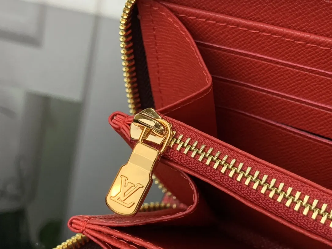 Louis Vuitton bag - LITELUX