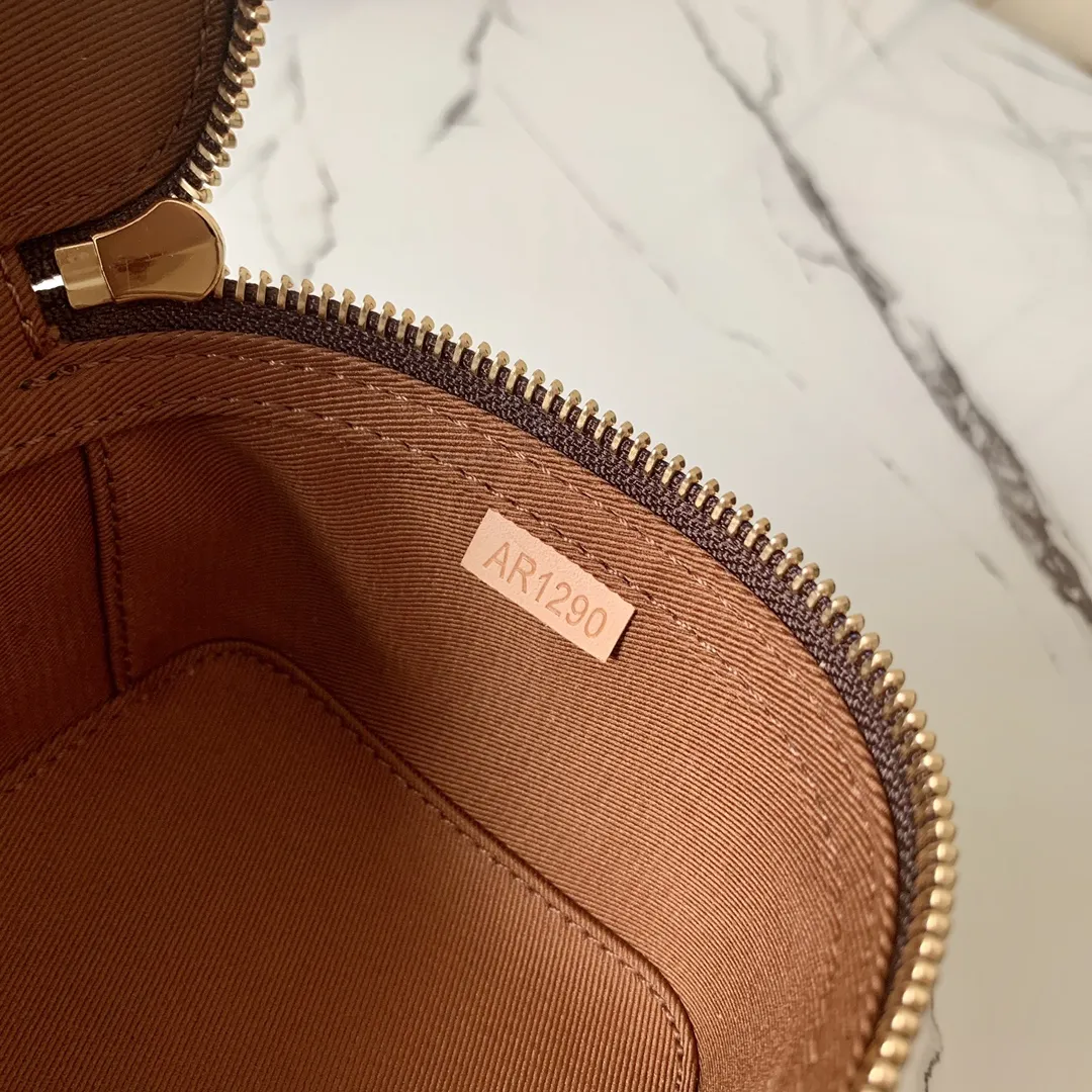 Louis Vuitton bag - LITELUX