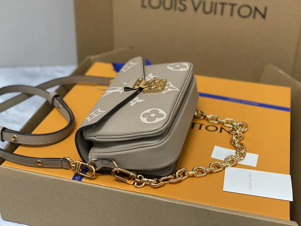 Louis Vuitton bag - LITELUX