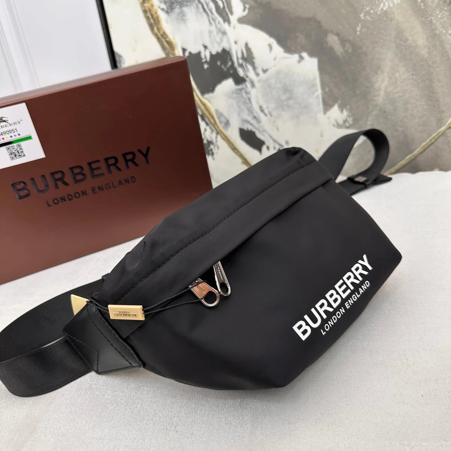 Burberry canvas Chest pack bag size: 16*30cm - LITELUX