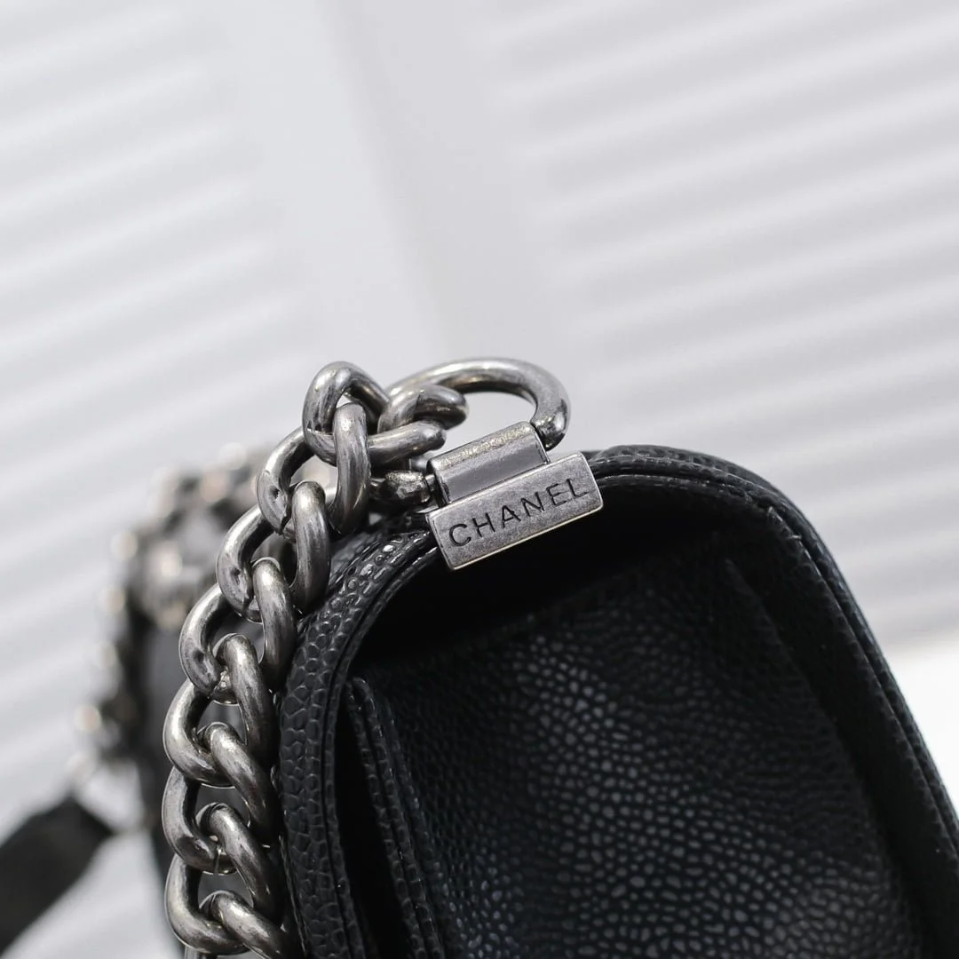 Chanel Cowhide caviar with sliver hardware size: 25*15*9cm - LITELUX