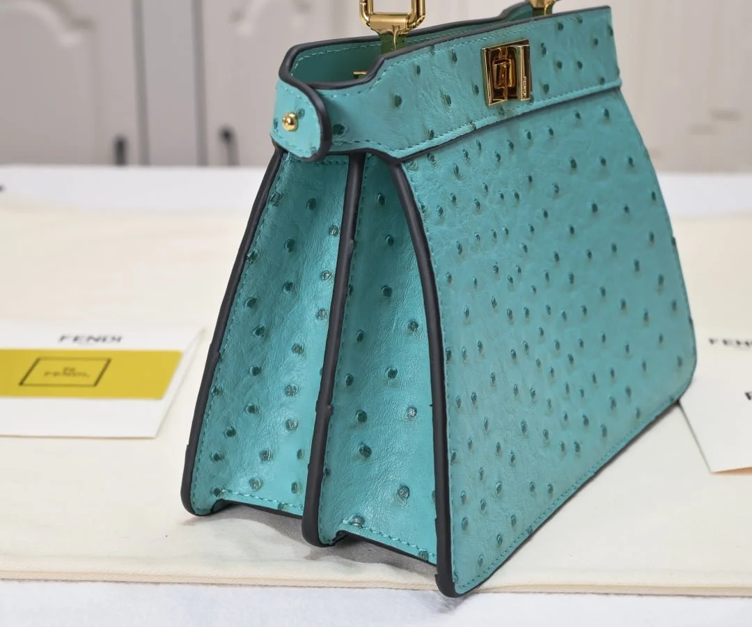 FENDI Peekaboo Light Green 23ss 335 Size: 20*15cm - LITELUX