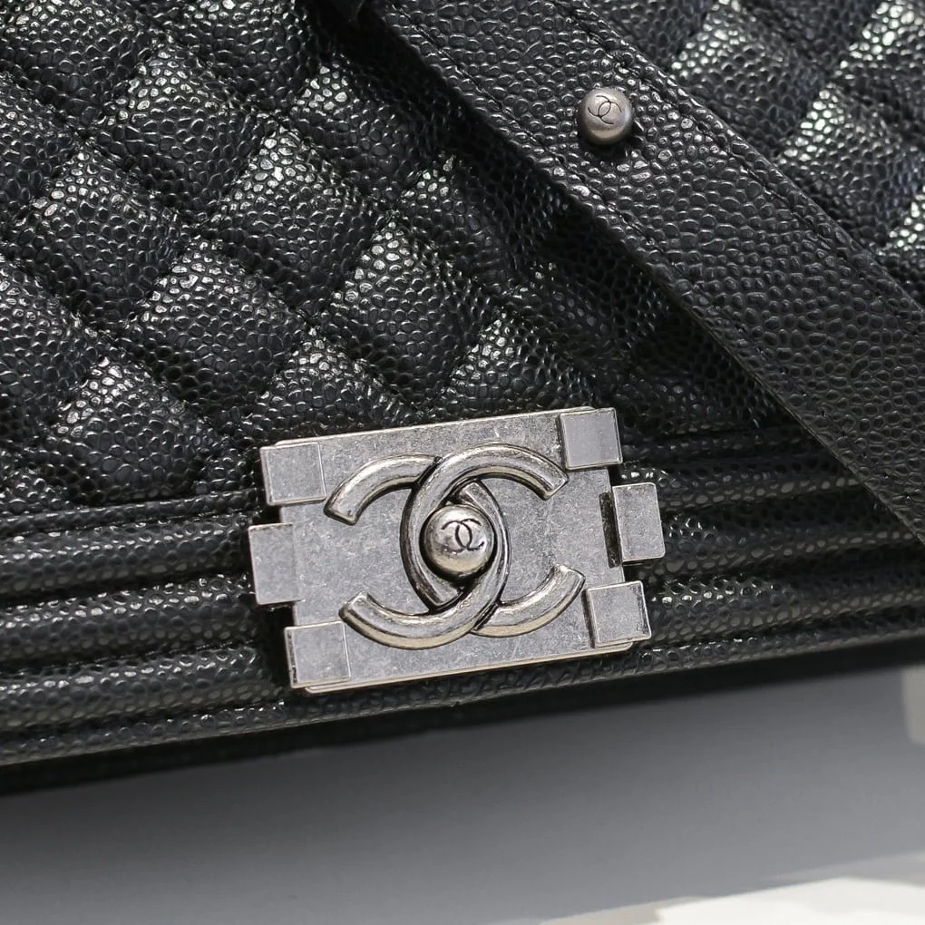 Chanel Cowhide caviar with sliver hardware size: 25*15*9cm - LITELUX