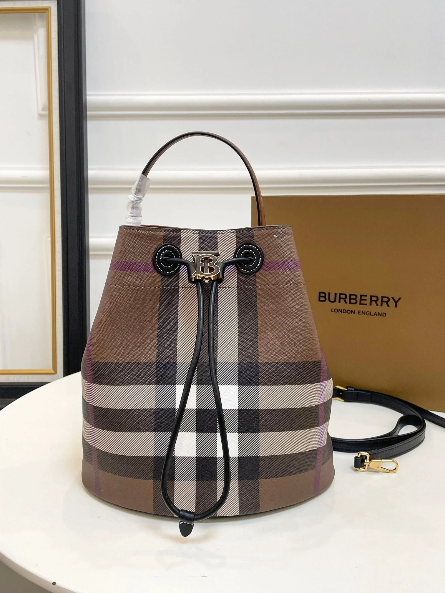 Burberry Bucket bag size: 26*8cm - LITELUX