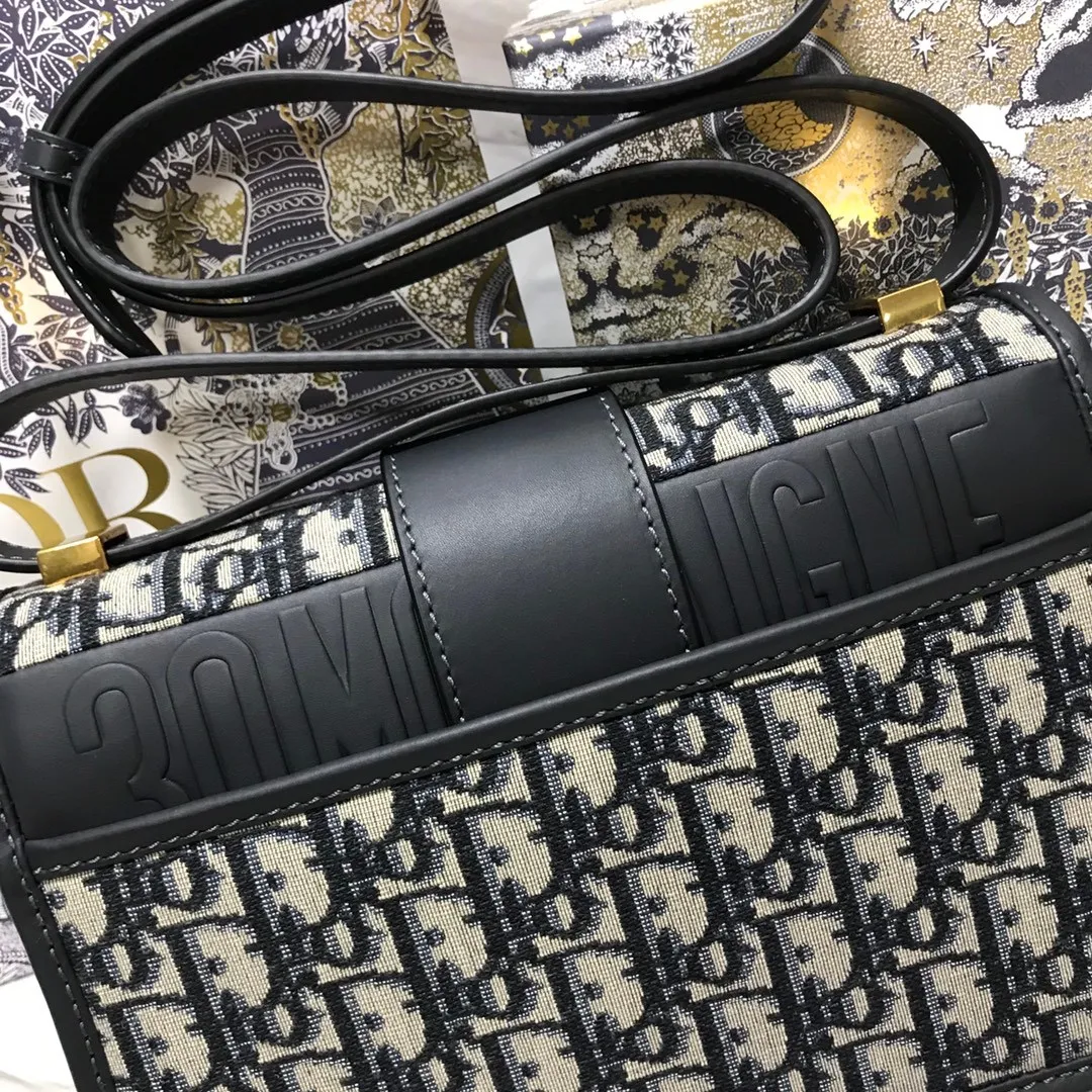 Dior Bag  – 115907912 - LITELUX