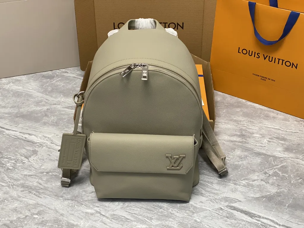 Louis Vuitton bag - LITELUX