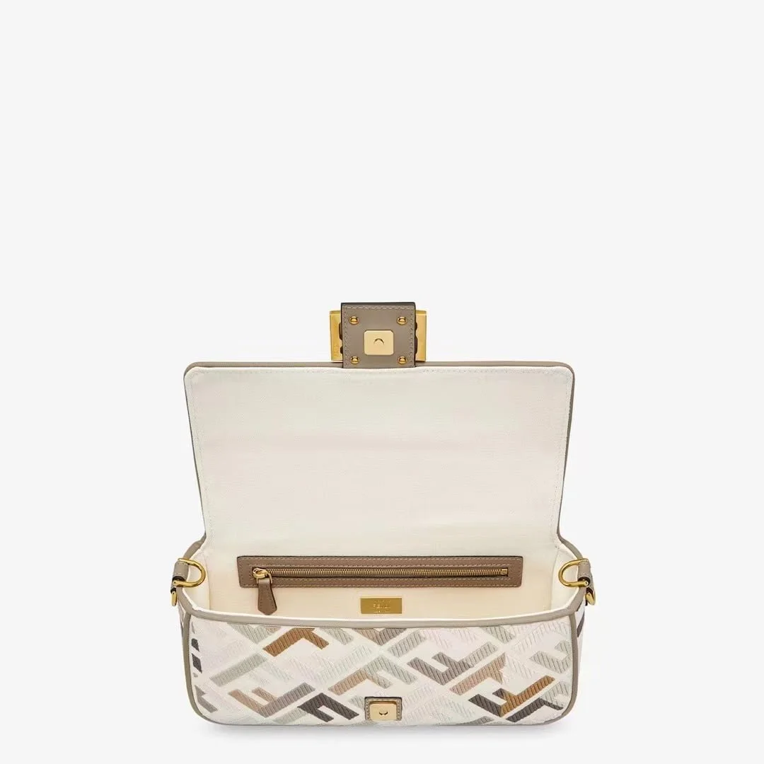 FENDI Hot Classic Baguette - LITELUX