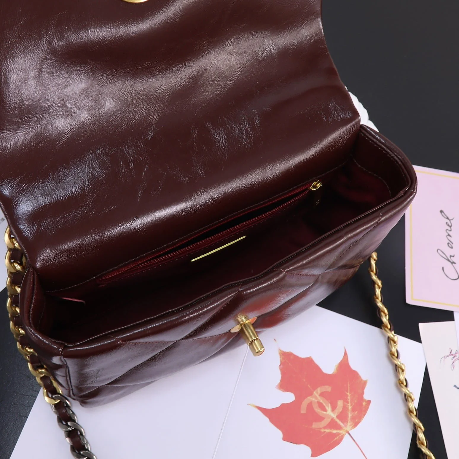 Chanel Wine red oil wax skin Chain crossbody bag Size:26cm - LITELUX