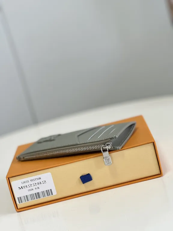 Louis Vuitton bag - LITELUX