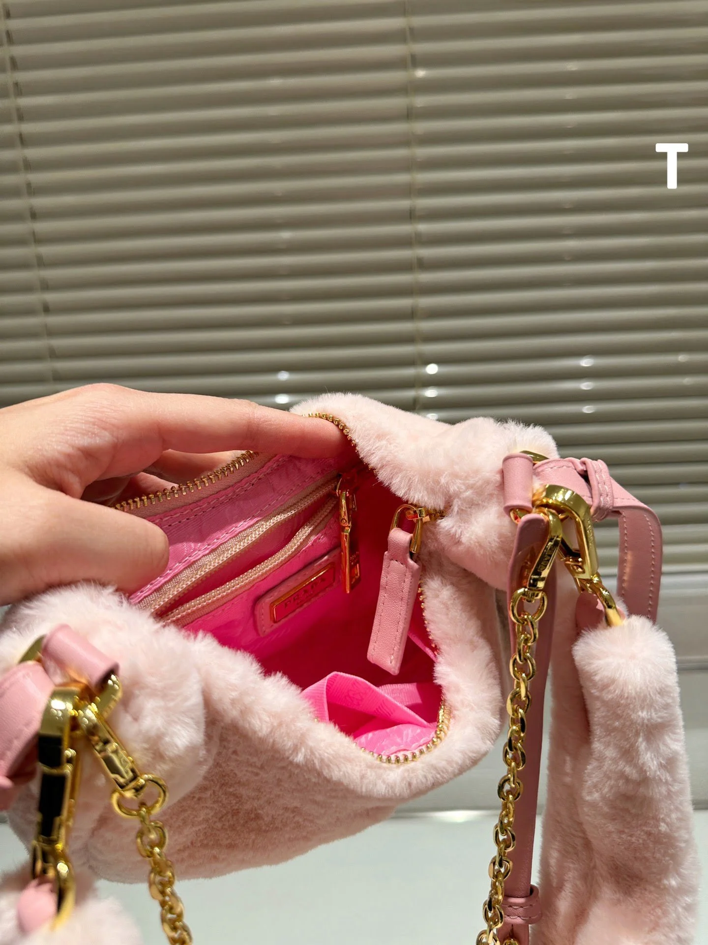 Prada Fluffy hobo Three-piece set handbag size:21cm - LITELUX