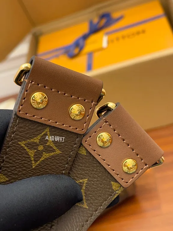 Louis Vuitton bag - LITELUX