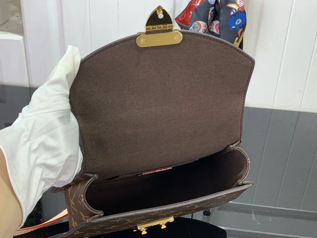 Louis Vuitton bag - LITELUX