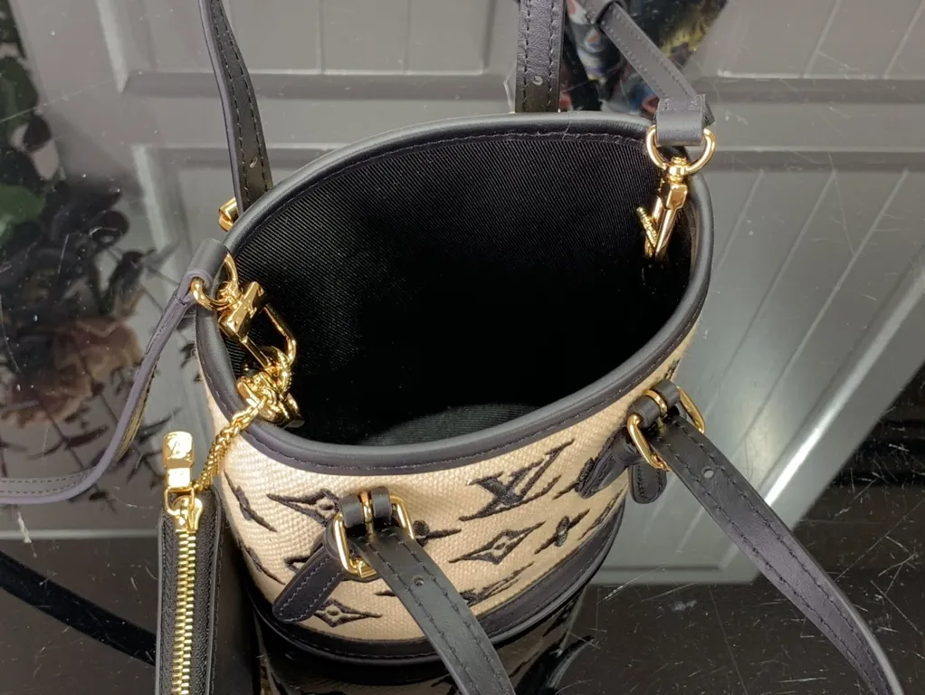 Louis Vuitton bag - LITELUX