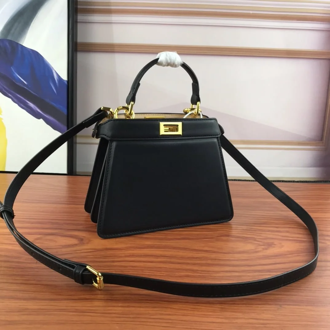 FENDI PeekaboolseeuPetite 0778 Black size: 20*15.5*11CM - LITELUX